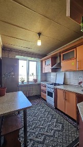 Продам 3-кімнатну квартиру