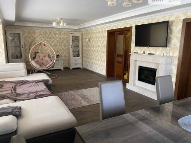 Довгострокова оренда будинку, від посередника на вул. Свободи • ID 34834682