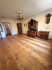 Продаж 2-кім. Центр.