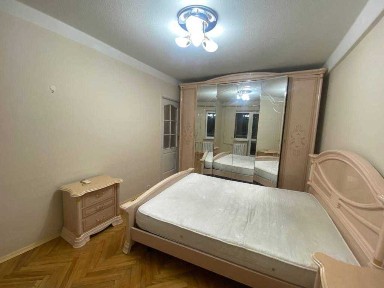 Оренда 3-кімнатної квартири 75 м², Челябінська, 1