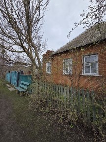 Продам жилий будинок і земельну ділянку, 15км від м. Суми (с. Визирівка, Лебединський або Роменський напрямок) ! Торг!