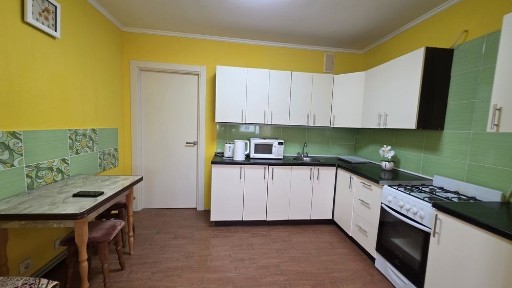1 кімн. КВАРТИРА площею 40 кв. м. з МЕБЛЯМИ та ТЕХНІКОЮ.