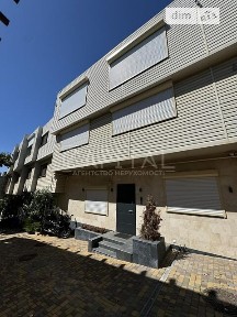 Продаж 3 поверхового будинку з ділянкою на 2.5 сотки, 245 кв. м, 6 кімнат, на вул. Новоберегова • ID 34835642
