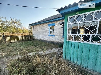 Цегляний будинок у с. Лоска, 4 кімнати, житловий стан RD