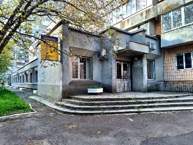 Продам комерційне приміщення, фасад, 1 поверх, окремий вхід