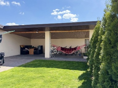 Продам 2 поверховий будинок з вишуканим ремонтом, виходом до річки, Вовчинці