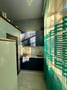 Продам 1-кімнатну квартиру з ремонтом, пр-кт Героїв Харкова, 10 хвилин від метро