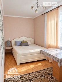 Продаж 1к квартири 64 кв. м на вул. Тернопільська • ID 34838975