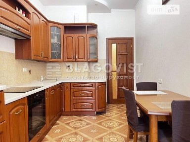 Продаж 3к квартири 112.5 кв. м на вул. Коновальця Євгена 32Г • ID 34837867
