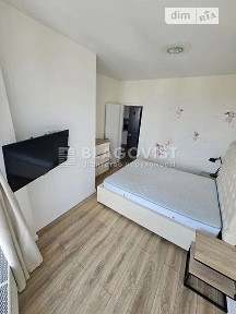 Продаж 1к квартири 51 кв. м на вул. Драгоманова 2 • ID 34837181