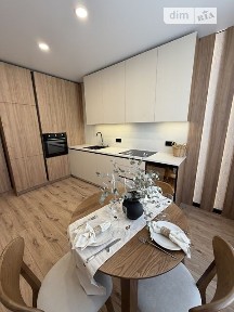 Продаж 2к квартири 16 кв. м на вул. Університетська 3/11 • ID 34835922