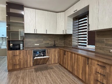 Оренда котеджу 250 м²