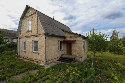 Київська обл., Васильківський район, с. Іванковичі, Академічна, 64