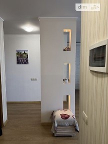 Здам подобово 3к квартиру на вул. Радісна 11 • ID 34840743