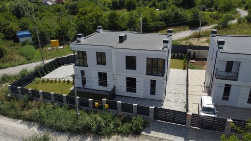 Продаж дуплексів в р-н Дубове з виглядом на озеро