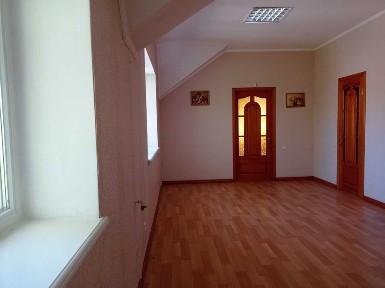 Продам ЭЛИТНЫЙ 2х этажн. дом 255м. кв, в Центре, р-он Чкалова-М. Морская