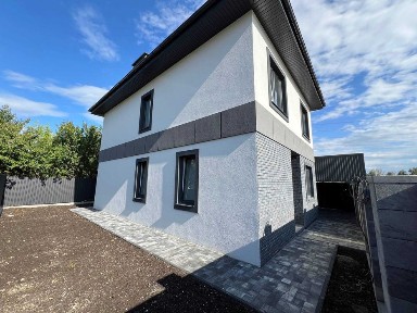 Продам Окремий Будинок, Буча, 125м2, з Газом, 300м до Новуса, зроблена штукатурка, є власний автонавіс під авто, Купити, Без Комісії, поруч Школа
