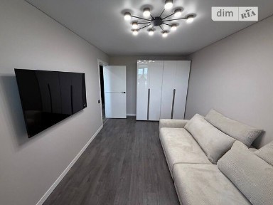 Довготривала оренда 1к квартири на вул. Великотирнівська • ID 34838780