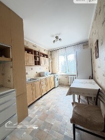 Довготривала оренда 3к квартири на вул. Довженка 3 • ID 34831968
