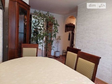 Довготривала оренда 2к квартири на вул. Паркова 16 • ID 33468960