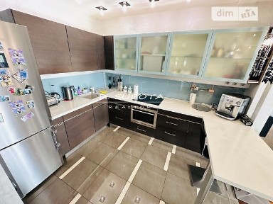 Довготривала оренда 3к квартири на вул. Нірінберга Павла 10 • ID 33372407