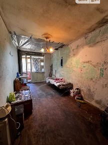 Продаж кімнати 18 кв. м на вул. Одеська 12, кв. 6А • ID 34833277