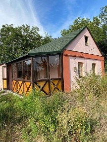Екс. Продаж окремого будинку 5 км. від Полтави, з новим ремонтом, меблями та технікою. Є відновлення- так!