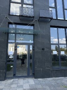 Sky Avenue, Святослава Хороброго 11б, Севастопольська площа