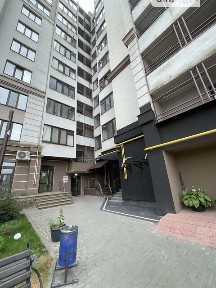 Здається комерційне приміщення на вул. Микулинецька 5, площа 44 кв. м • ID 34845171
