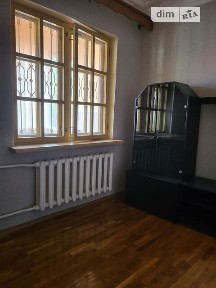 Продаж 2 поверхового будинку з ділянкою на 1 сотку, 115 кв. м, 4 кімнати, на вул. Єліна • ID 34845431