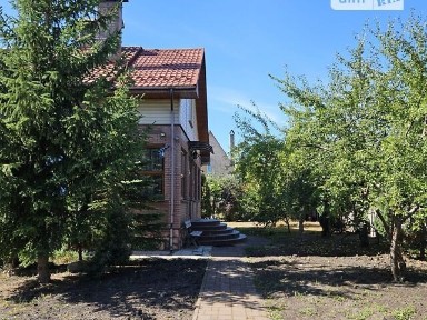Продаж 3 поверхового будинку з верандою і ділянкою на 6 соток, 240 кв. м, 3 кімнати, на вул. 6 Лінія 5 • ID 34845293