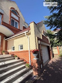 Продаж 2 поверхового будинку з верандою і ділянкою на 20 соток, 385.6 кв. м, 5 кімнат, на вул. Стрілецька 33 • ID 34844437