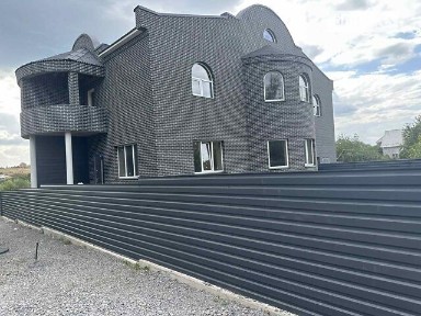 Продаж 2 поверхового таунхауса з ділянкою на 2 сотки, 125 кв. м, 3 кімнати, на вул. Лугова 61 • ID 34844916