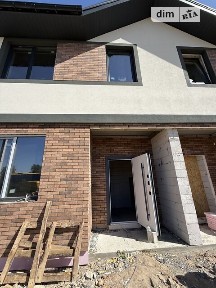 Продаж 2 поверхового таунхауса з ділянкою на 2 сотки, 100 кв. м, 4 кімнати, на вул. Івана Кожедуба 1 • ID 34844893