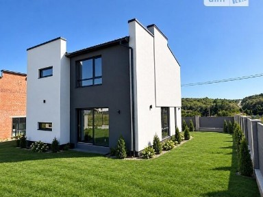 Продаж 2 поверхового будинку з ділянкою на 5 соток, 150 кв. м, 4 кімнати, на вул. Нова • ID 34843971