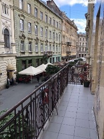 Продаж 3к квартири 76 кв. м на вул. Курбаса 7 • ID 34849931