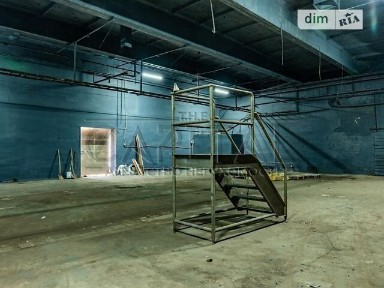 Продаж комерційного приміщення на вул. Маланюка Євгенія 114, площа 3317 кв. м • ID 34959290