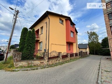 Продаж комерційного приміщення на вул. Яремчука Назарія, площа 350 кв. м • ID 34846961