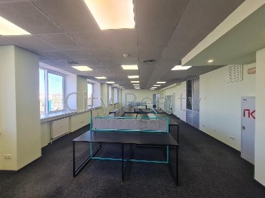 Оренда офісу 294 м², Степана Бандери просп., 20Б
