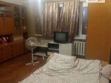 Оренда 3-кімнатної квартири 62 м², Василя Кучера вул., 10