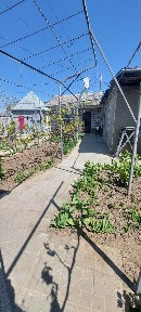 Пропонується до продажу частина будинку в центральній частині міста Ізмаїла з повноцінним підземним поверхом