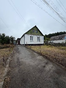 Продаж будинку у мальовничому місці!