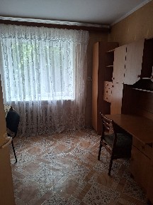 Продам 3-х кім. кв. вул. Корольова 8