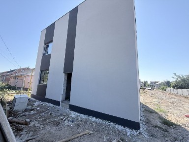 Продам таунхаус поруч школа, асвальтований підʼїзд