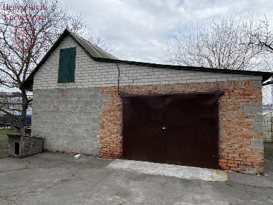 Продаж / Будинок / передмістя/СЕРТИФІКАТ