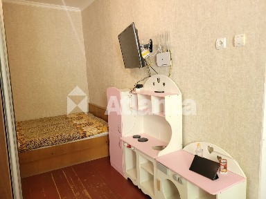 В продаже дом на Слободке на 2 входа на 15 сотках!