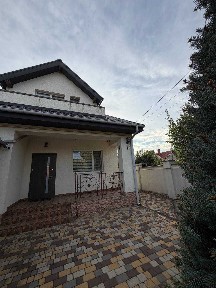 Продам великий сімейний D будинок 170 м² евроремонт | меблі та техніка | 5 соток землі | 10 хв до Ривʼєри