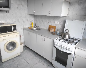 2 кімнатна квартира по вулиці Харківська