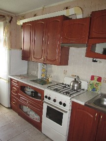 Продам 3 кімнатну квартиру по вул. Грушевського (р-н Дитячої лікарні )