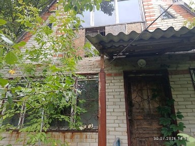 Продаж 2 поверхового будинку з ділянкою на 8 соток, 32.8 кв. м, 2 кімнати, на вул. Садова • ID 34852084